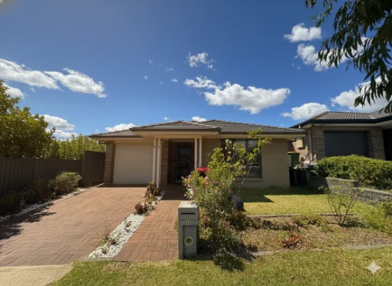 26 Matilda Road, JORDAN SPRINGS NSW 2747-Image