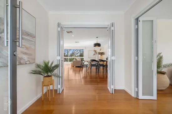 26 McLachlan Crescent, Weetangera, ACT 2614
