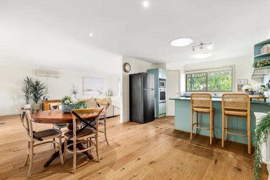 26 Mitchell Street, Mornington, Vic 3931