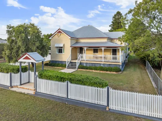 26 Mocatta Street, Goombungee, Qld 4354