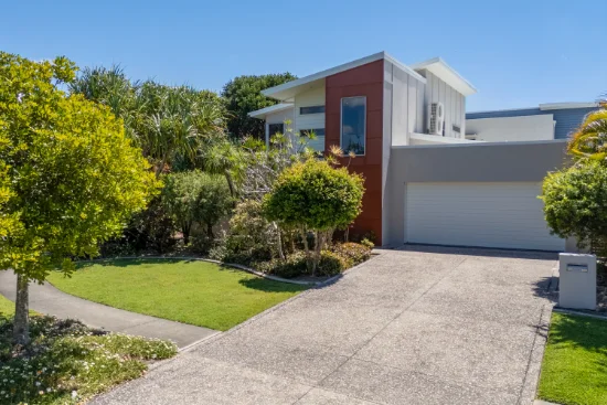 26 North Beach Place, Mudjimba, Qld 4564