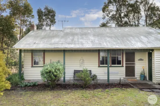 26 Rowlers Road, Snake Valley, Vic 3351