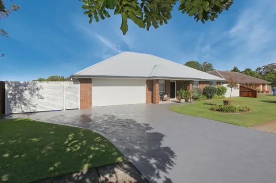 26 Shoreline Drive, Tea Gardens, NSW 2324