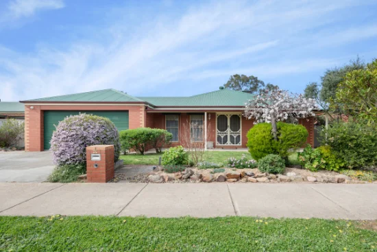 26 Waterford Drive, Strathfieldsaye, Vic 3551