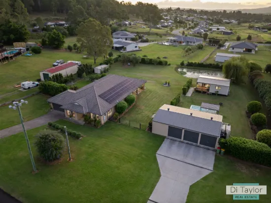 260-264 Bamboo Drive, Woodhill, Qld 4285