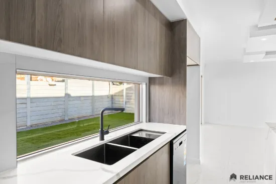 260 Stonehill Drive, Maddingley, Vic 3340-Image