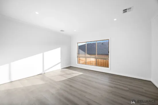 260 Stonehill Drive, Maddingley, Vic 3340-Image