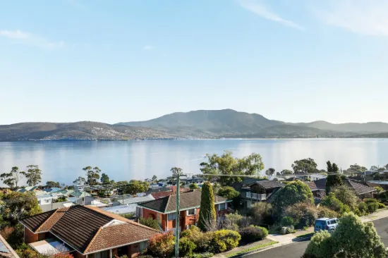 262 Carella Street, Howrah, Tas 7018