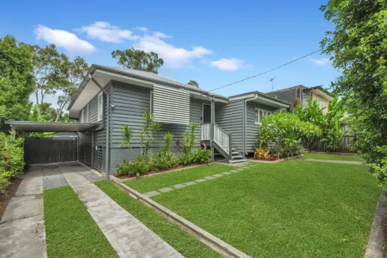 262 Kitchener Road, Stafford Heights, Qld 4053