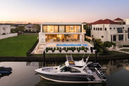 2629 Virginia Drive, Hope Island, Qld 4212