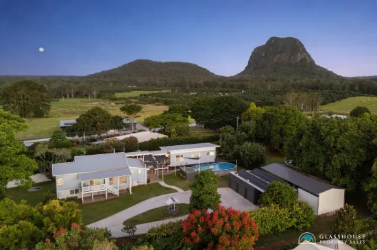 263 Coonowrin Road, Glass House Mountains, Qld 4518
