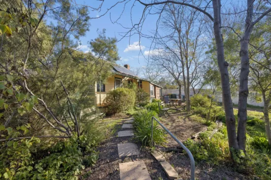 266 Binalong Street, Harden, NSW 2587