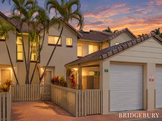 27/2 Landsborough Parade, Golden Beach, Qld 4551