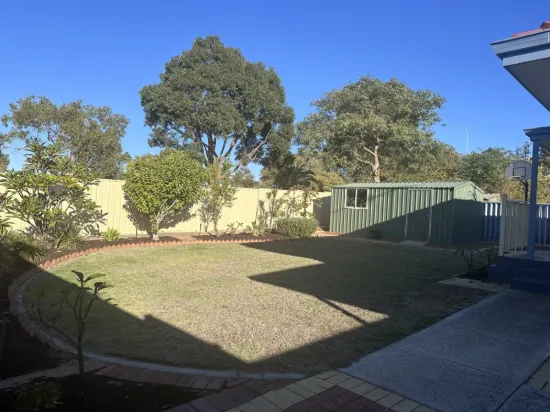 27 Allinson Dr, Girrawheen, WA 6064