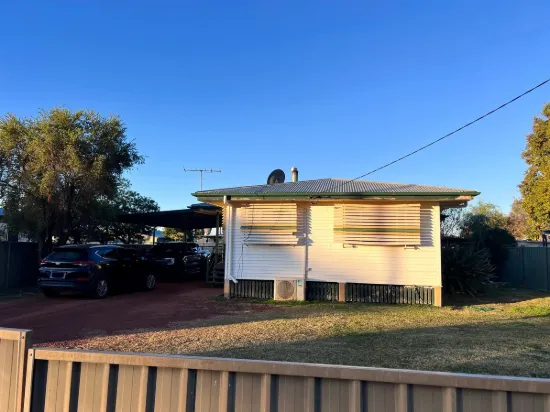 27 Andrew Street, St George, Qld 4487