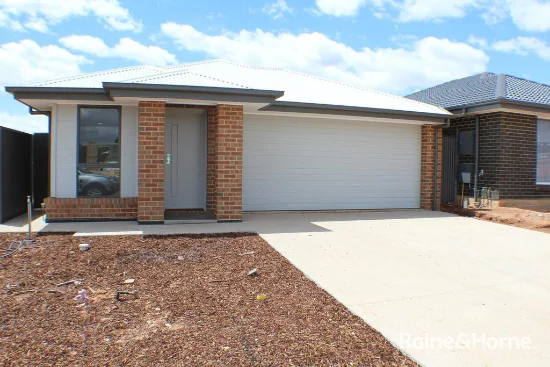 27 Angove Drive, Blakeview, SA 5114
