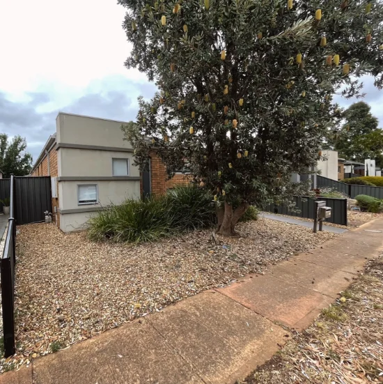 27 Archibald Chase, Point Cook, Vic 3030