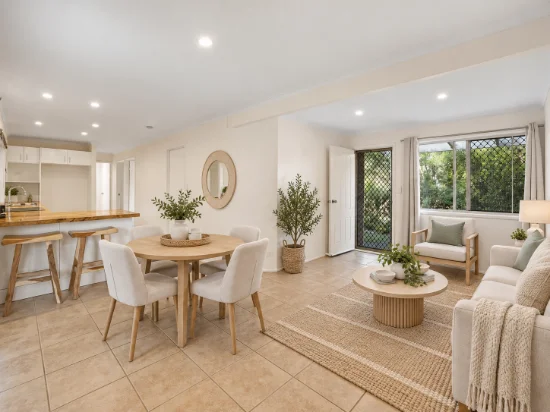 27 Barrine Drive, Worongary, Qld 4213
