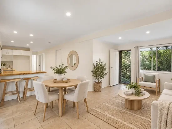 27 Barrine Drive, Worongary, Qld 4213