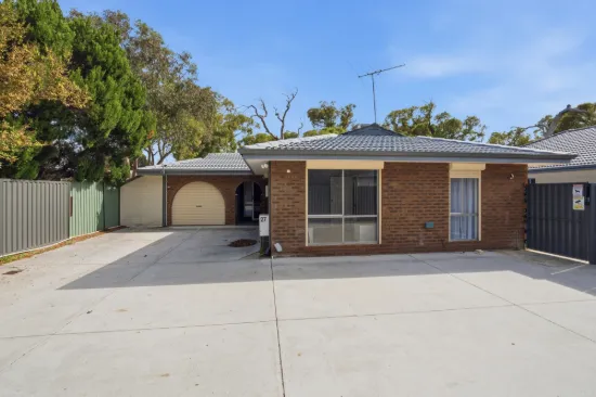 27 Bauhinia Road, Forrestfield, WA 6058