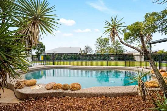 27 Beach Oak Drive, Mount Low, Qld 4818