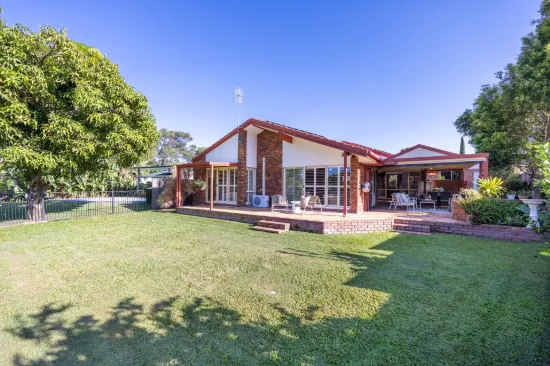 27 Beauty Point Drive, Robina, Qld 4226-Image