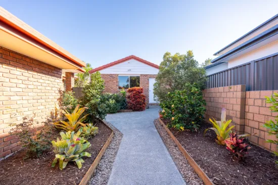 27 Beauty Point Drive, Robina, Qld 4226-Image