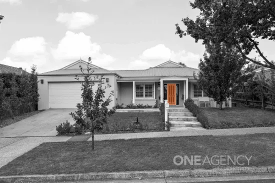 27 Belleview Drive, Sunbury, Vic 3429