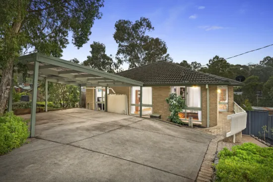 27 Bishop Avenue, Diamond Creek, Vic 3089