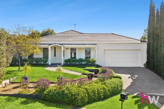 27 Bourbon Way, Waurn Ponds, Vic 3216