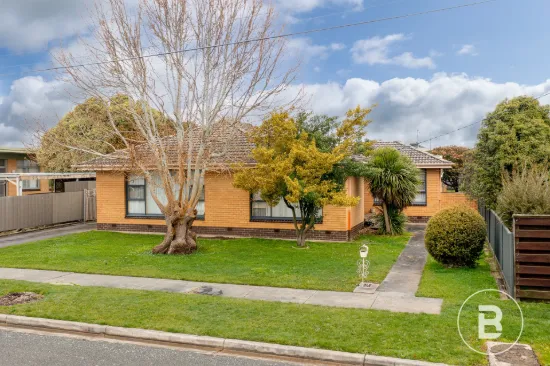 27 Bowden Street, Wendouree, Vic 3355