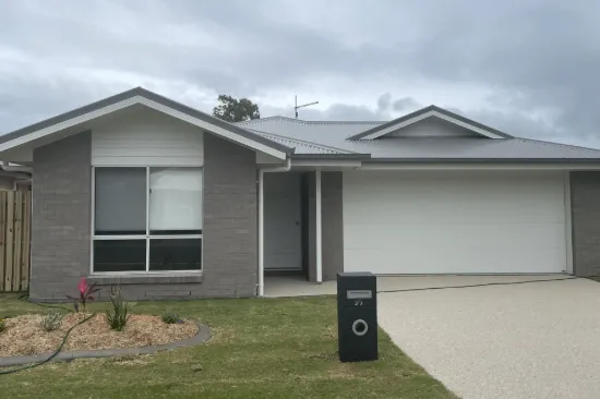 27  Bulimba Street, Tannum Sands, Qld 4680