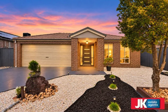 27 Clearwater Rise Parade, Truganina, Vic 3029 - For Sale