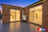 27 Clearwater Rise Parade, Truganina, Vic 3029-Image