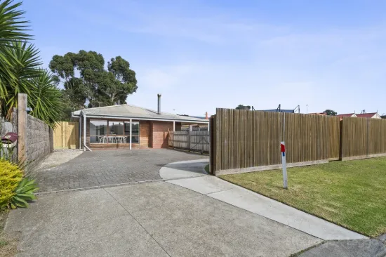 27 Clyde Avenue, St Leonards, Vic 3223