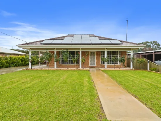 27 Cobram St, Tocumwal, NSW 2714