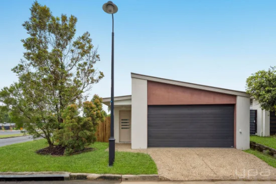 27 Collingrove Circuit, Pimpama, Qld 4209 - For Rent