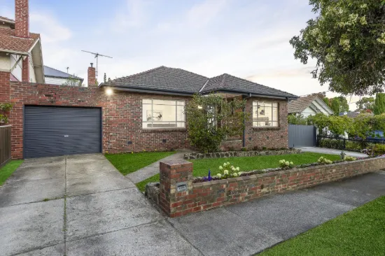 27 Compton Street, Canterbury, Vic 3126