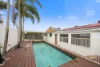 27 Cooleroo Crescent, Southport, Qld 4215