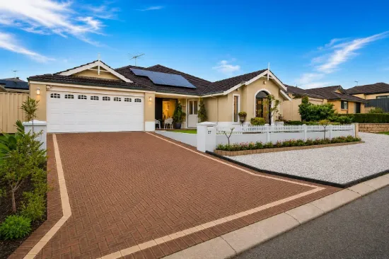 27 Coppito Circle, Beeliar, WA 6164