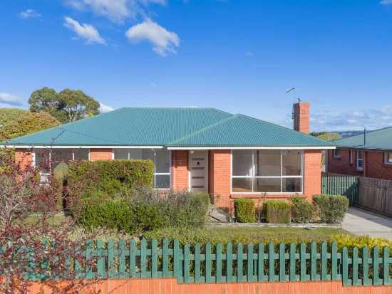 27 Cornwall Crescent, Newnham, Tas 7248