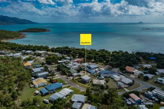 27 Cowry Crescent, Dingo Beach QLD 4800-Image