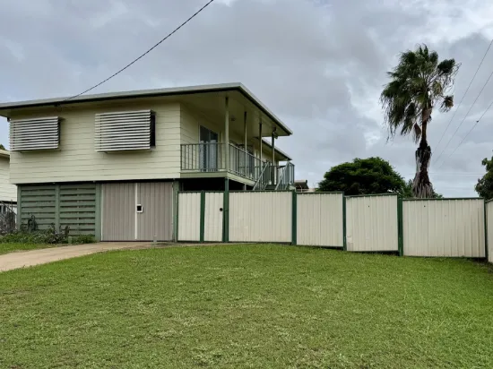 27 CUTHBERT Street, Moranbah, Qld 4744