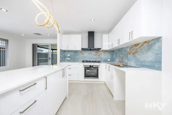 27 Dalmilling Drive, The Vines, WA 6069