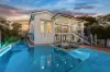 27 Dewar Terrace, Sherwood, Qld 4075