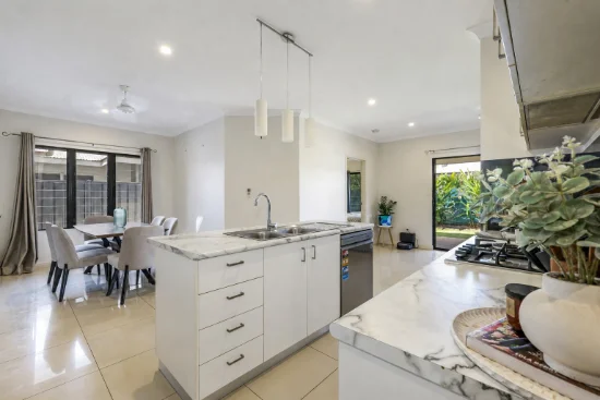 27 Feathertop Circuit, Zuccoli, NT 0832