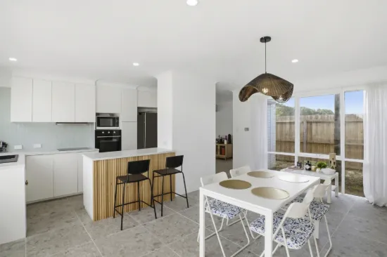 27 Fulton Street, Colac, Vic 3250