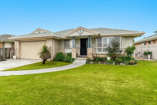 27 Gumnut Road, Yamba, NSW 2464