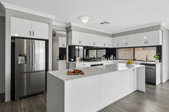 27 Halcyon Crescent, Aveley, WA 6069