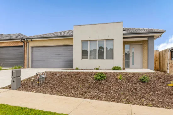 27 Hamish Road, Darley, Vic 3340